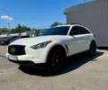 Білий Інфініті QX70, об'ємом двигуна 3.7 л та пробігом 142 тис. км за 17000 $, фото 1 на Automoto.ua