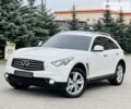 Белый Инфинити QX70, объемом двигателя 3.7 л и пробегом 45 тыс. км за 28800 $, фото 14 на Automoto.ua