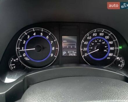 Белый Инфинити QX70, объемом двигателя 3.7 л и пробегом 84 тыс. км за 16990 $, фото 21 на Automoto.ua