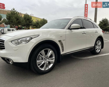 Белый Инфинити QX70, объемом двигателя 2.99 л и пробегом 128 тыс. км за 19800 $, фото 83 на Automoto.ua