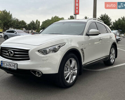 Белый Инфинити QX70, объемом двигателя 2.99 л и пробегом 128 тыс. км за 19800 $, фото 55 на Automoto.ua