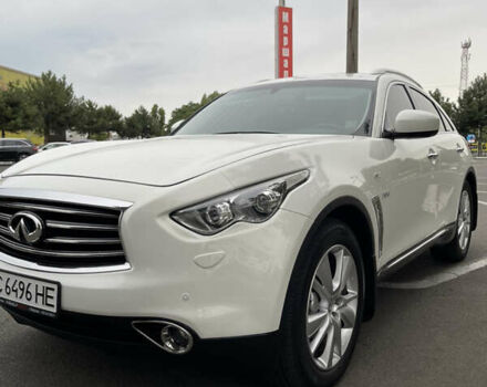 Белый Инфинити QX70, объемом двигателя 2.99 л и пробегом 128 тыс. км за 19800 $, фото 103 на Automoto.ua