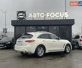 Белый Инфинити QX70, объемом двигателя 3.7 л и пробегом 84 тыс. км за 16990 $, фото 7 на Automoto.ua