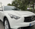 Белый Инфинити QX70, объемом двигателя 2.99 л и пробегом 128 тыс. км за 19800 $, фото 94 на Automoto.ua