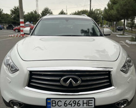 Белый Инфинити QX70, объемом двигателя 2.99 л и пробегом 128 тыс. км за 19800 $, фото 102 на Automoto.ua