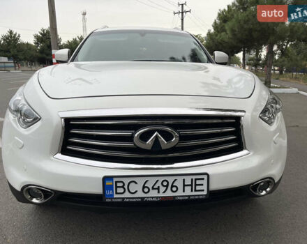 Белый Инфинити QX70, объемом двигателя 2.99 л и пробегом 128 тыс. км за 19800 $, фото 89 на Automoto.ua