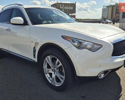 Белый Инфинити QX70, объемом двигателя 3.7 л и пробегом 157 тыс. км за 22500 $, фото 12 на Automoto.ua