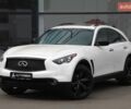 Белый Инфинити QX70, объемом двигателя 3.7 л и пробегом 96 тыс. км за 21000 $, фото 1 на Automoto.ua