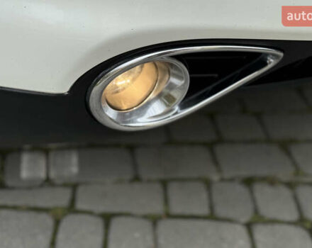 Белый Инфинити QX70, объемом двигателя 3.7 л и пробегом 180 тыс. км за 21777 $, фото 27 на Automoto.ua