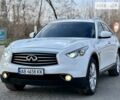 Білий Інфініті QX70, об'ємом двигуна 2.99 л та пробігом 155 тис. км за 26999 $, фото 1 на Automoto.ua