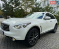 Белый Инфинити QX70, объемом двигателя 3.7 л и пробегом 180 тыс. км за 21777 $, фото 3 на Automoto.ua