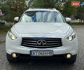 Белый Инфинити QX70, объемом двигателя 3.7 л и пробегом 180 тыс. км за 21777 $, фото 1 на Automoto.ua