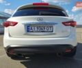 Белый Инфинити QX70, объемом двигателя 3.7 л и пробегом 157 тыс. км за 22500 $, фото 1 на Automoto.ua