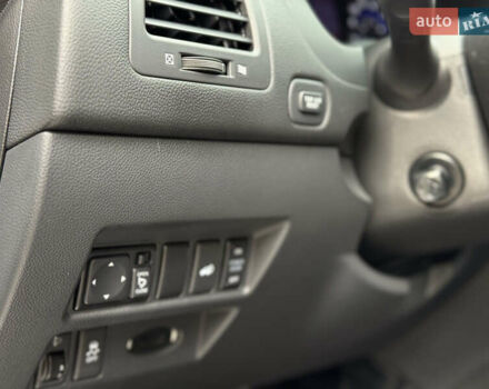 Белый Инфинити QX70, объемом двигателя 3.7 л и пробегом 180 тыс. км за 21777 $, фото 13 на Automoto.ua