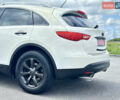 Белый Инфинити QX70, объемом двигателя 3.7 л и пробегом 200 тыс. км за 16800 $, фото 10 на Automoto.ua