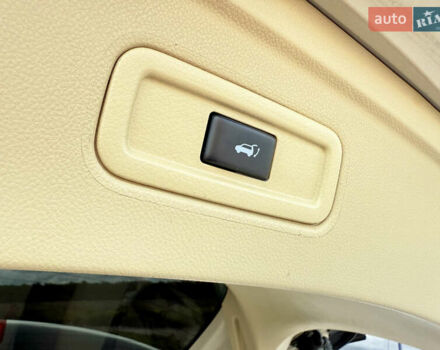 Белый Инфинити QX70, объемом двигателя 3.7 л и пробегом 200 тыс. км за 16800 $, фото 35 на Automoto.ua