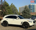 Белый Инфинити QX70, объемом двигателя 3.7 л и пробегом 74 тыс. км за 19900 $, фото 4 на Automoto.ua