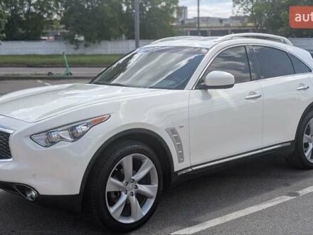 Інфініті QX70 2013 у Львові на Automoto.ua Білий Інфініті QX70, об'ємом двигуна 3.7 л та пробігом 185 тис. км за 16000 $, фото 1 на Automoto.ua