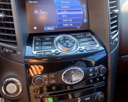 Черный Инфинити QX70, объемом двигателя 3 л и пробегом 176 тыс. км за 16500 $, фото 12 на Automoto.ua