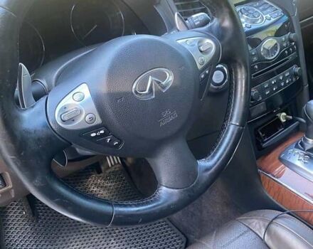 Черный Инфинити QX70, объемом двигателя 2.99 л и пробегом 168 тыс. км за 17900 $, фото 25 на Automoto.ua