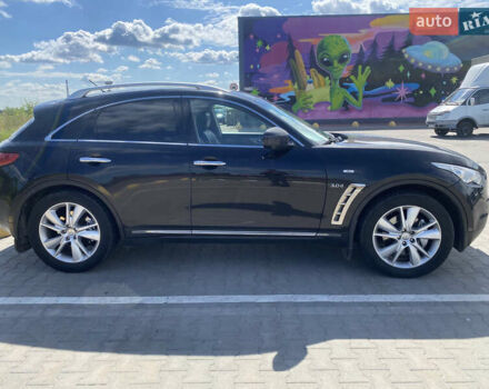 Чорний Інфініті QX70, об'ємом двигуна 2.99 л та пробігом 173 тис. км за 18000 $, фото 2 на Automoto.ua