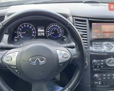 Черный Инфинити QX70, объемом двигателя 3.7 л и пробегом 192 тыс. км за 15555 $, фото 23 на Automoto.ua