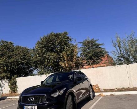 Черный Инфинити QX70, объемом двигателя 2.99 л и пробегом 168 тыс. км за 17900 $, фото 3 на Automoto.ua