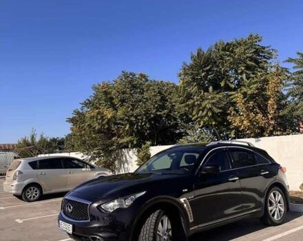 Черный Инфинити QX70, объемом двигателя 2.99 л и пробегом 168 тыс. км за 17900 $, фото 2 на Automoto.ua