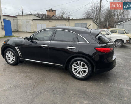 Черный Инфинити QX70, объемом двигателя 3.7 л и пробегом 185 тыс. км за 17700 $, фото 21 на Automoto.ua