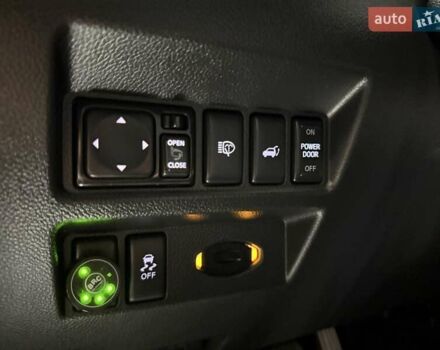 Черный Инфинити QX70, объемом двигателя 3.7 л и пробегом 151 тыс. км за 19700 $, фото 34 на Automoto.ua