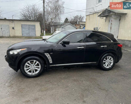 Черный Инфинити QX70, объемом двигателя 3.7 л и пробегом 185 тыс. км за 17700 $, фото 2 на Automoto.ua