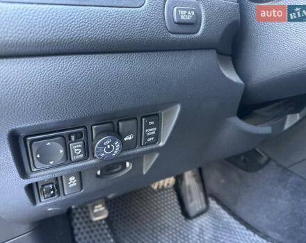 Черный Инфинити QX70, объемом двигателя 3.7 л и пробегом 185 тыс. км за 17999 $, фото 29 на Automoto.ua