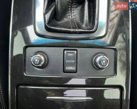 Чорний Інфініті QX70, об'ємом двигуна 3.7 л та пробігом 190 тис. км за 16900 $, фото 23 на Automoto.ua