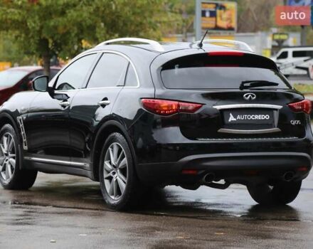 Черный Инфинити QX70, объемом двигателя 3.7 л и пробегом 150 тыс. км за 19500 $, фото 4 на Automoto.ua