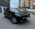Черный Инфинити QX70, объемом двигателя 3.7 л и пробегом 230 тыс. км за 16500 $, фото 1 на Automoto.ua