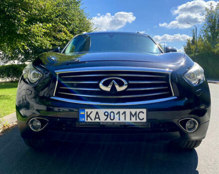 Черный Инфинити QX70, объемом двигателя 2.99 л и пробегом 175 тыс. км за 17900 $, фото 10 на Automoto.ua
