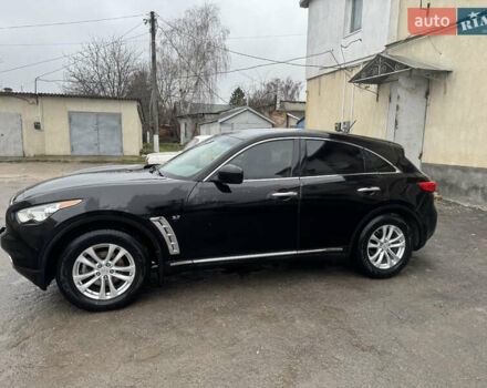 Черный Инфинити QX70, объемом двигателя 3.7 л и пробегом 185 тыс. км за 17700 $, фото 9 на Automoto.ua