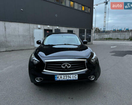Черный Инфинити QX70, объемом двигателя 3.7 л и пробегом 230 тыс. км за 16500 $, фото 1 на Automoto.ua