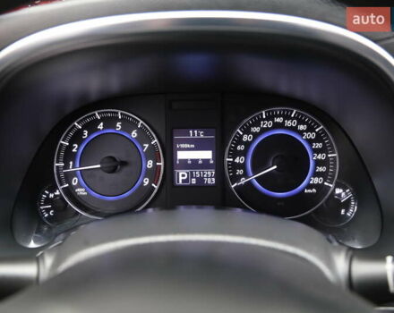 Черный Инфинити QX70, объемом двигателя 3.7 л и пробегом 150 тыс. км за 19500 $, фото 16 на Automoto.ua