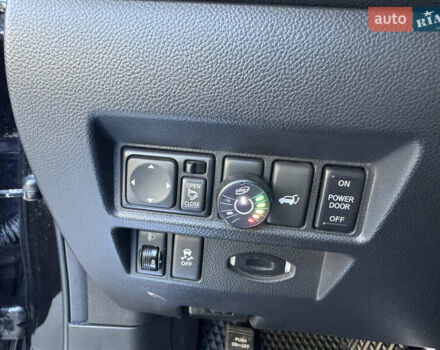 Черный Инфинити QX70, объемом двигателя 3.7 л и пробегом 185 тыс. км за 17999 $, фото 30 на Automoto.ua