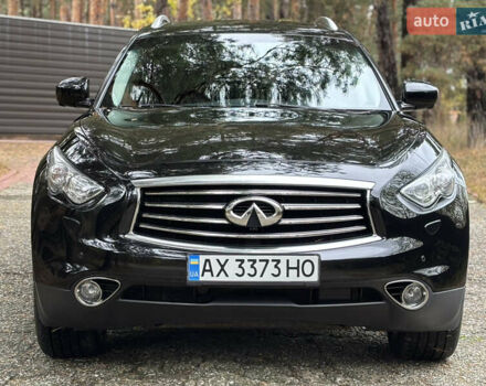 Инфинити QX70 2013 в Киеве на Automoto.ua Черный Инфинити QX70, объемом двигателя 3.7 л и пробегом 136 тыс. км за 18900 $, фото 1 на Automoto.ua