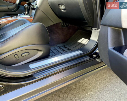 Черный Инфинити QX70, объемом двигателя 2.99 л и пробегом 175 тыс. км за 17900 $, фото 7 на Automoto.ua