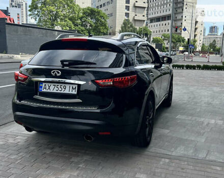 Черный Инфинити QX70, объемом двигателя 3.7 л и пробегом 170 тыс. км за 16500 $, фото 11 на Automoto.ua