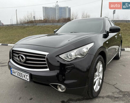 Черный Инфинити QX70, объемом двигателя 3.7 л и пробегом 140 тыс. км за 18500 $, фото 12 на Automoto.ua