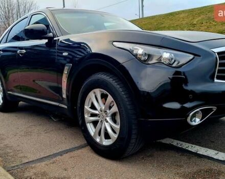 Черный Инфинити QX70, объемом двигателя 3.7 л и пробегом 212 тыс. км за 14950 $, фото 23 на Automoto.ua