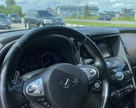 Чорний Інфініті QX70, об'ємом двигуна 2.99 л та пробігом 173 тис. км за 18000 $, фото 15 на Automoto.ua