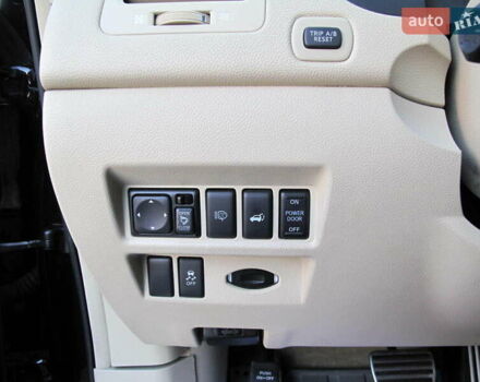 Черный Инфинити QX70, объемом двигателя 3.7 л и пробегом 235 тыс. км за 17300 $, фото 82 на Automoto.ua