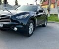 Черный Инфинити QX70, объемом двигателя 3.7 л и пробегом 192 тыс. км за 15555 $, фото 18 на Automoto.ua