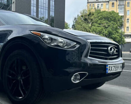 Черный Инфинити QX70, объемом двигателя 3.7 л и пробегом 170 тыс. км за 16500 $, фото 24 на Automoto.ua