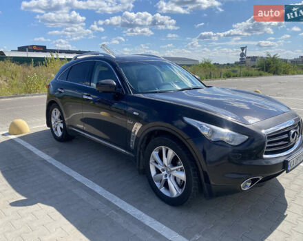 Чорний Інфініті QX70, об'ємом двигуна 2.99 л та пробігом 173 тис. км за 18000 $, фото 1 на Automoto.ua